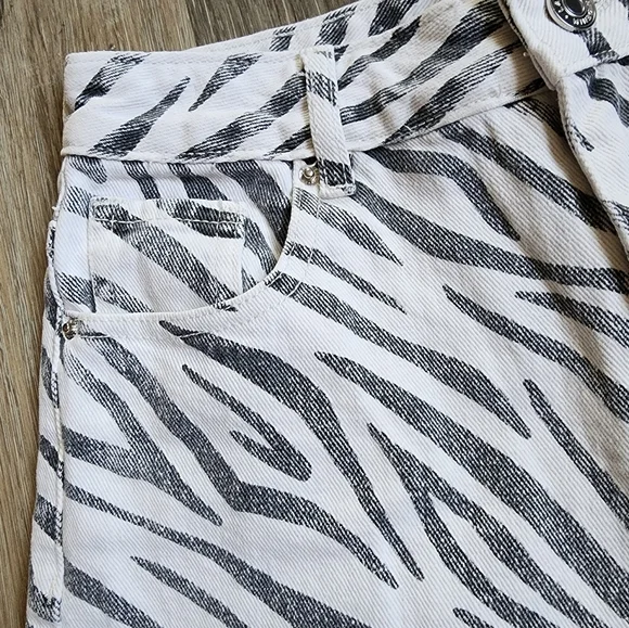 NWT PACSUN HIGH RISE FESTIVAL SHORTS - Picture 11 of 16